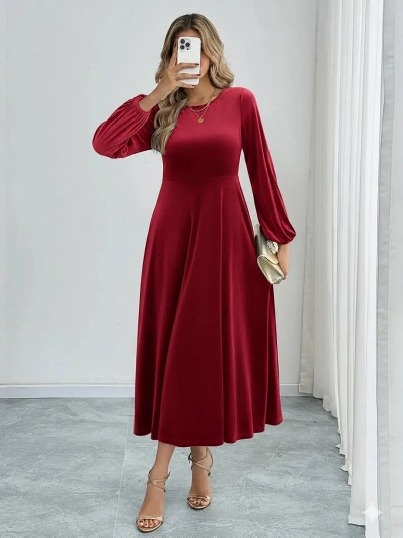 Jane's JANES Velvet Midi Dress with Crew Neck - Image 4